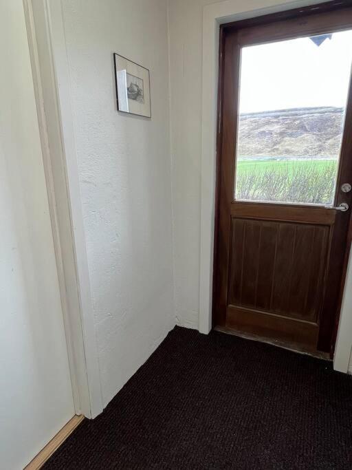 Black Valley Apartment Thoroddsstathir ภายนอก รูปภาพ